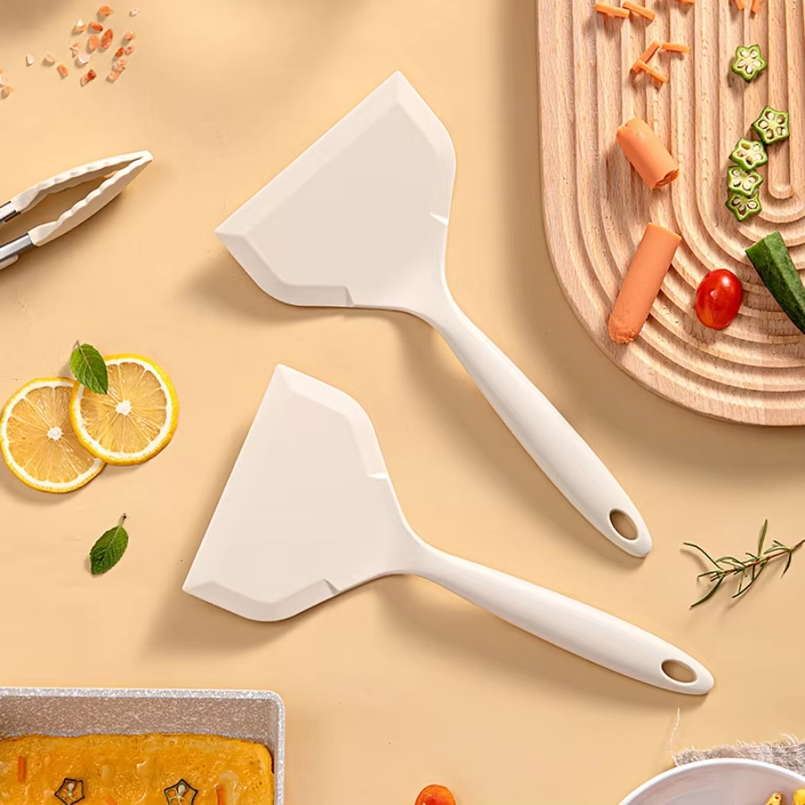 Mini Pancake Griddle - 1pc silicone Heat resistant spatula household